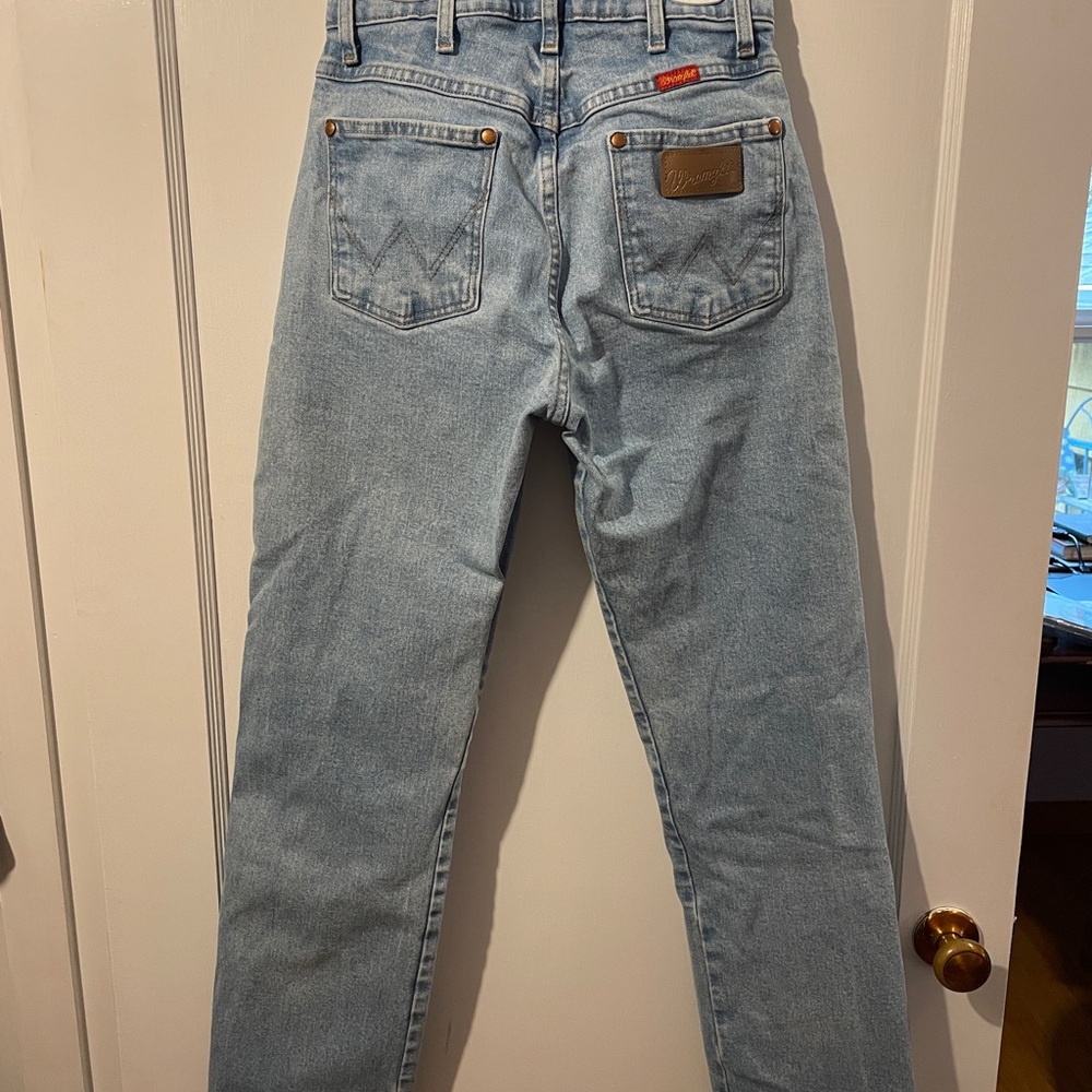 Women’s Cowboy Cut Slim Fit Jeans